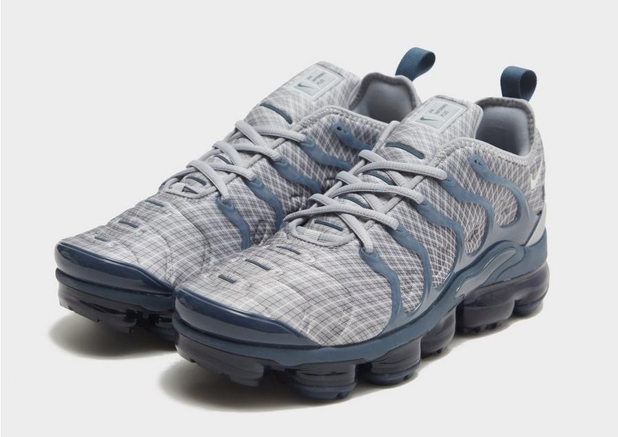 Nike Air VaporMax Plus Men s Shoes Grey 924453 019