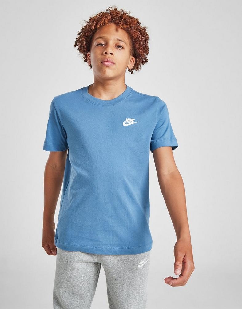 Nike small logo tee online